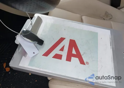 2017 Mercedes-Benz Cla 250 z USA, uszkodzony, nr VIN WDDSJ4EB7HN421712